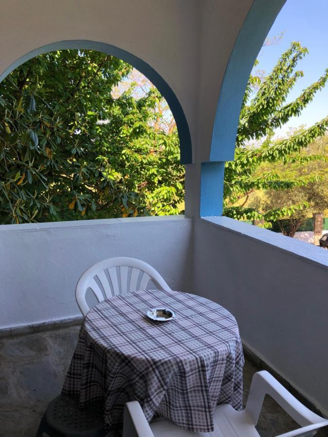 Blue Garden Inn Fourka Exterior photo